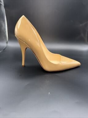 NWOB KATE SPADE AUTH $299 Women's Beige Patent Leather Pump Size 9.5